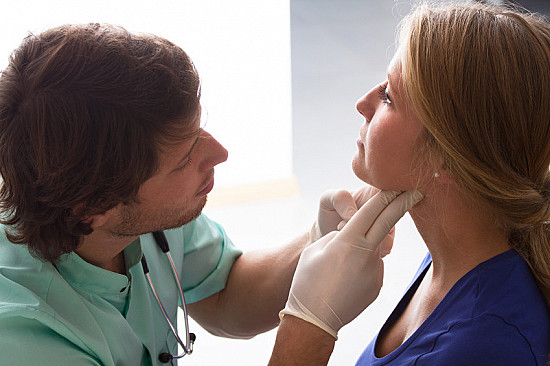 Thyroid disease and breast cancer: Is there a link? featured image